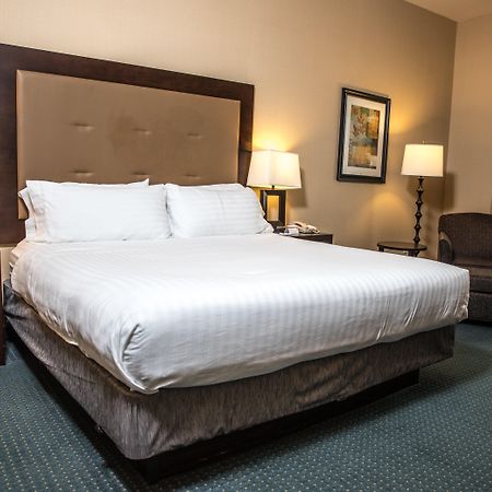 Holiday Inn Express & Suites Detroit - Novi By Ihg Eksteriør billede