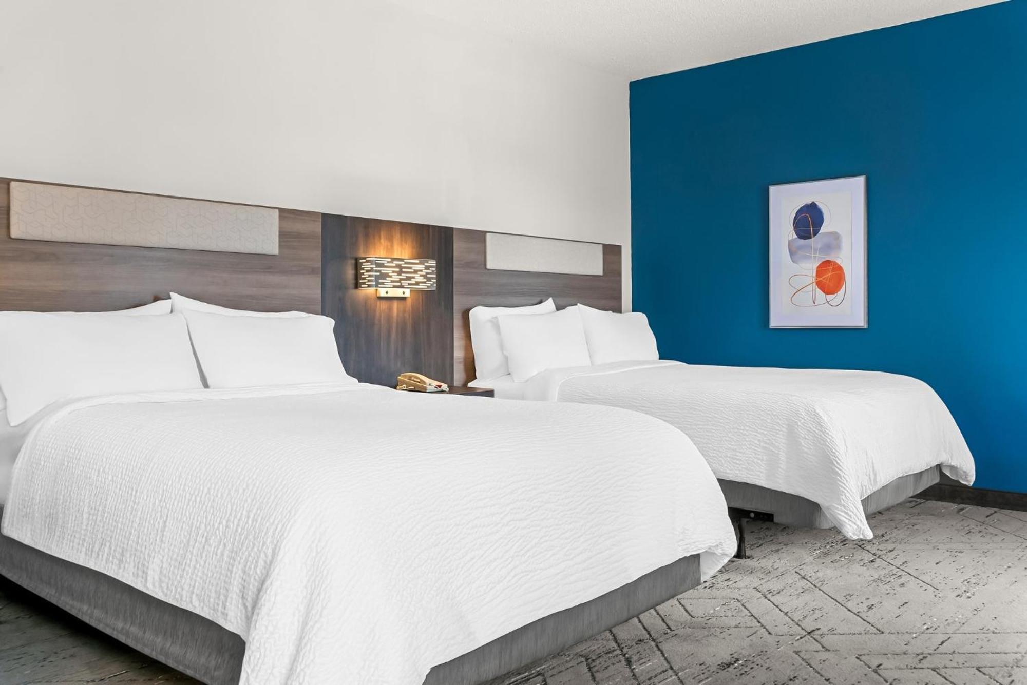 Holiday Inn Express & Suites Detroit - Novi By Ihg Eksteriør billede