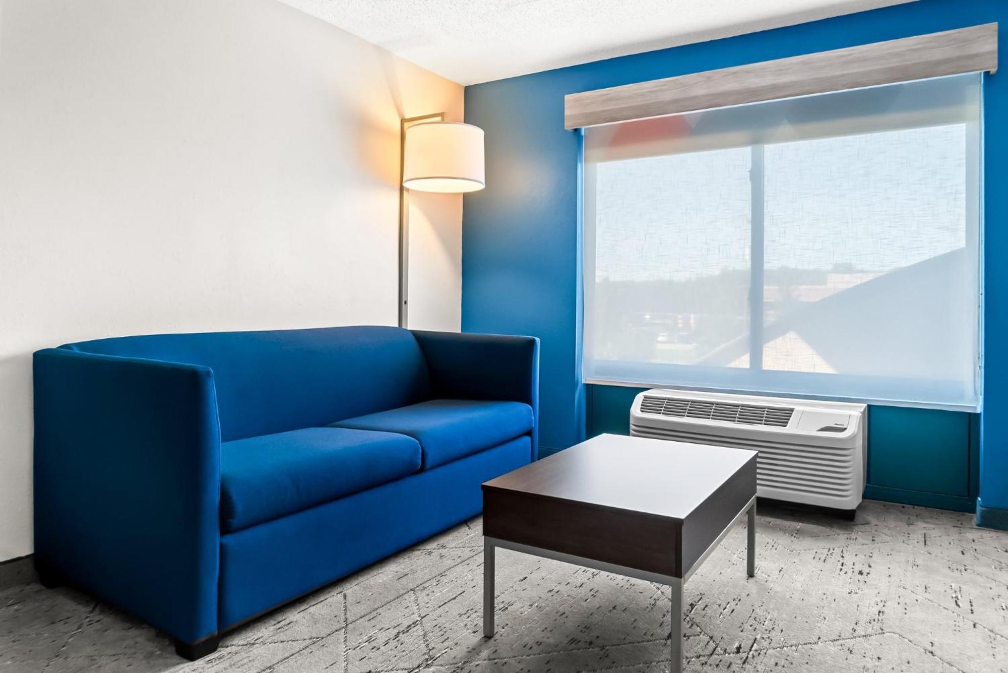 Holiday Inn Express & Suites Detroit - Novi By Ihg Eksteriør billede
