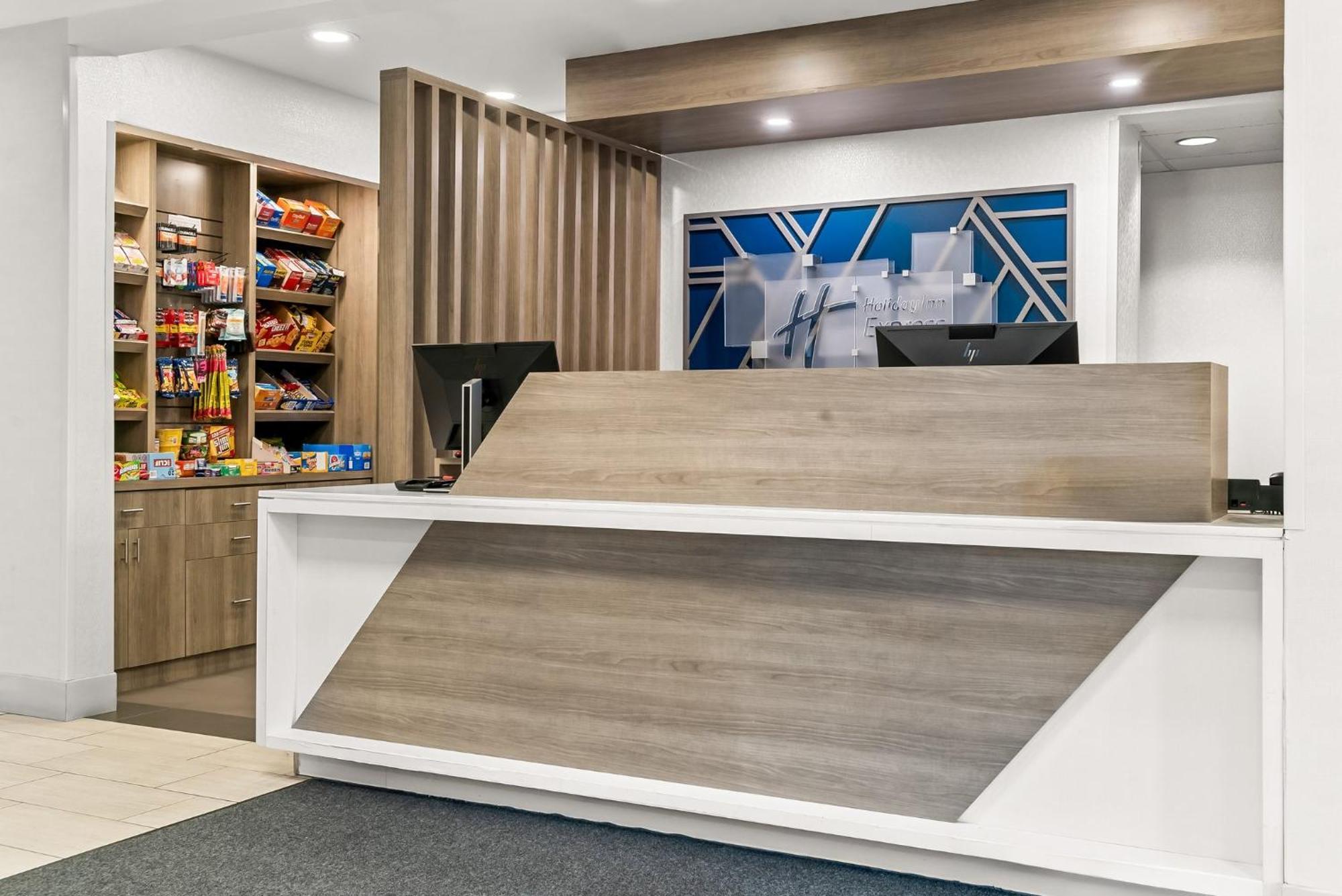 Holiday Inn Express & Suites Detroit - Novi By Ihg Eksteriør billede