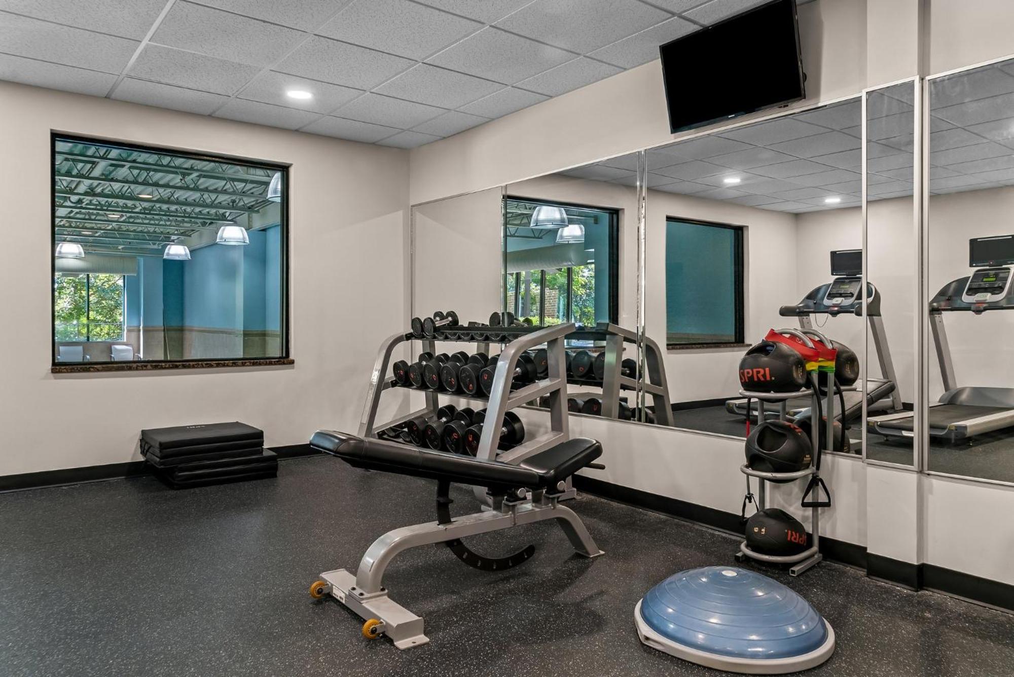Holiday Inn Express & Suites Detroit - Novi By Ihg Eksteriør billede