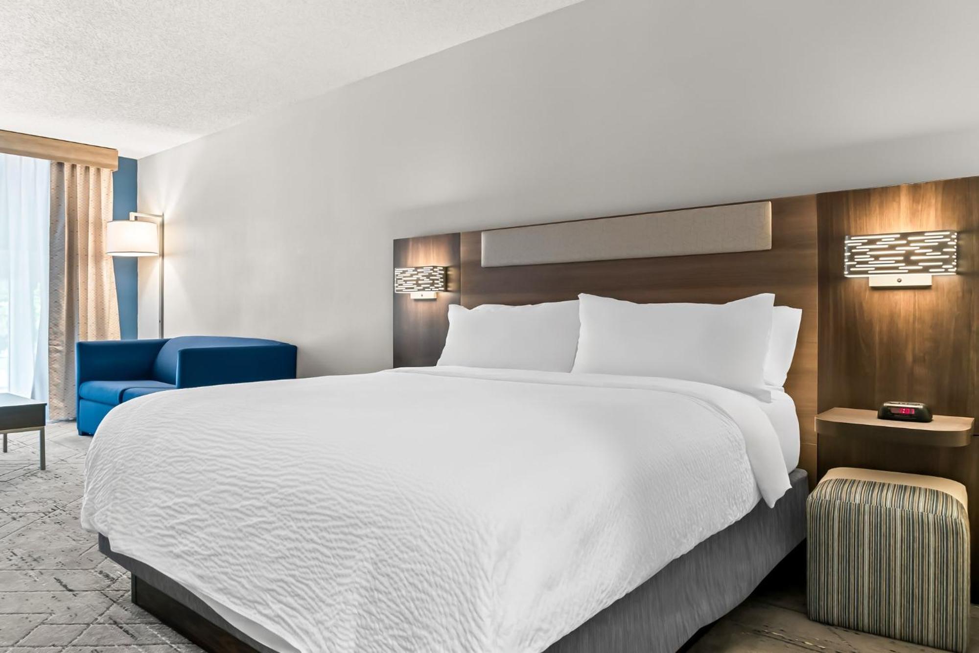 Holiday Inn Express & Suites Detroit - Novi By Ihg Eksteriør billede