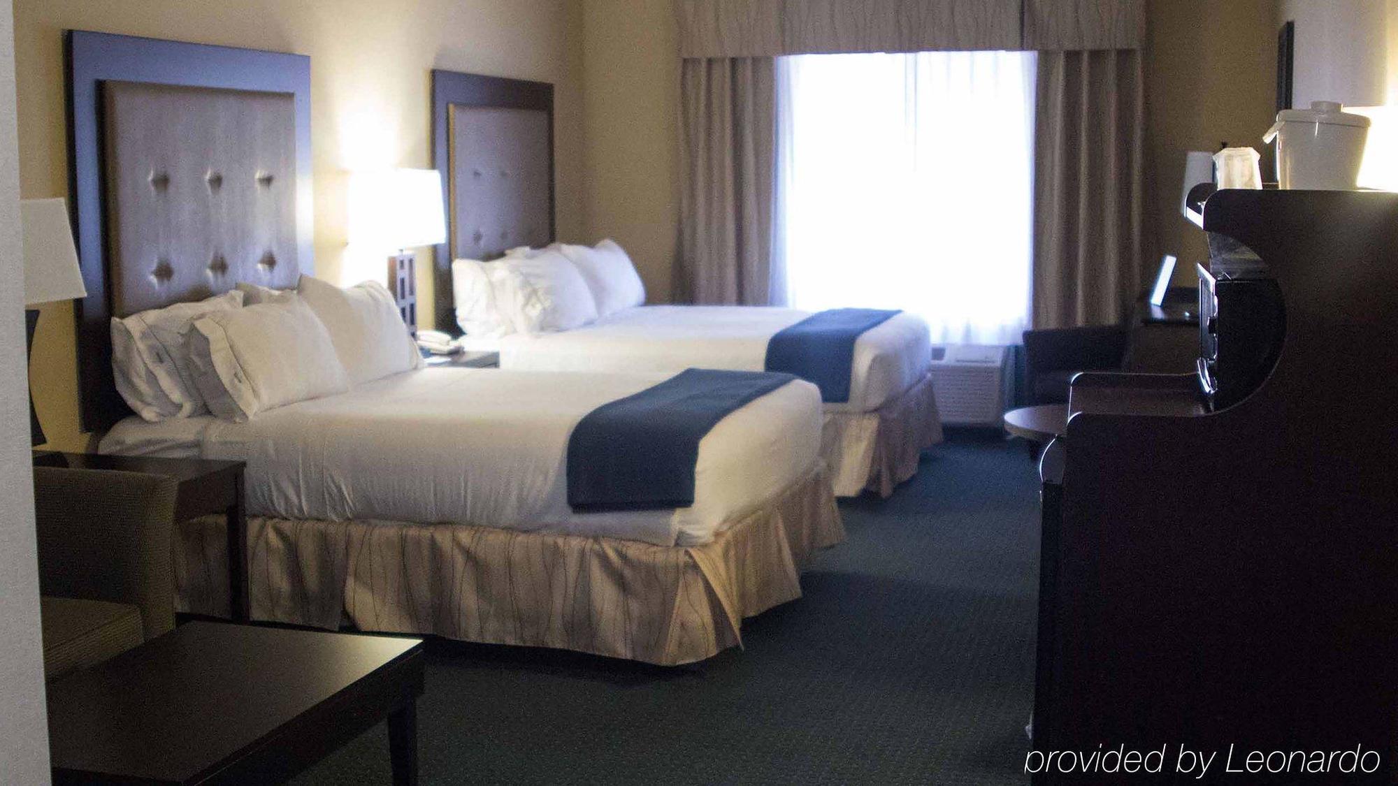 Holiday Inn Express & Suites Detroit - Novi By Ihg Eksteriør billede