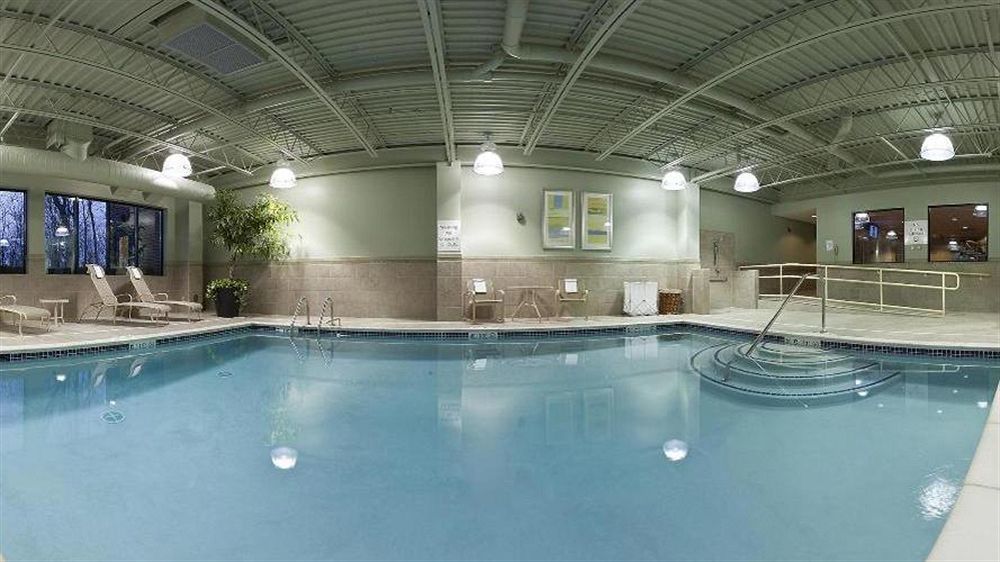Holiday Inn Express & Suites Detroit - Novi By Ihg Eksteriør billede