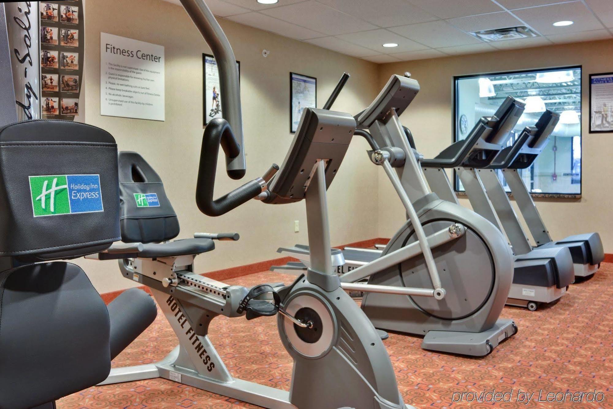 Holiday Inn Express & Suites Detroit - Novi By Ihg Eksteriør billede